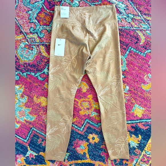 NWT Nike | Women’s Light Brown Tropical Leaf Pattern One Luxe Leggings, size M - Picture 7 of 15